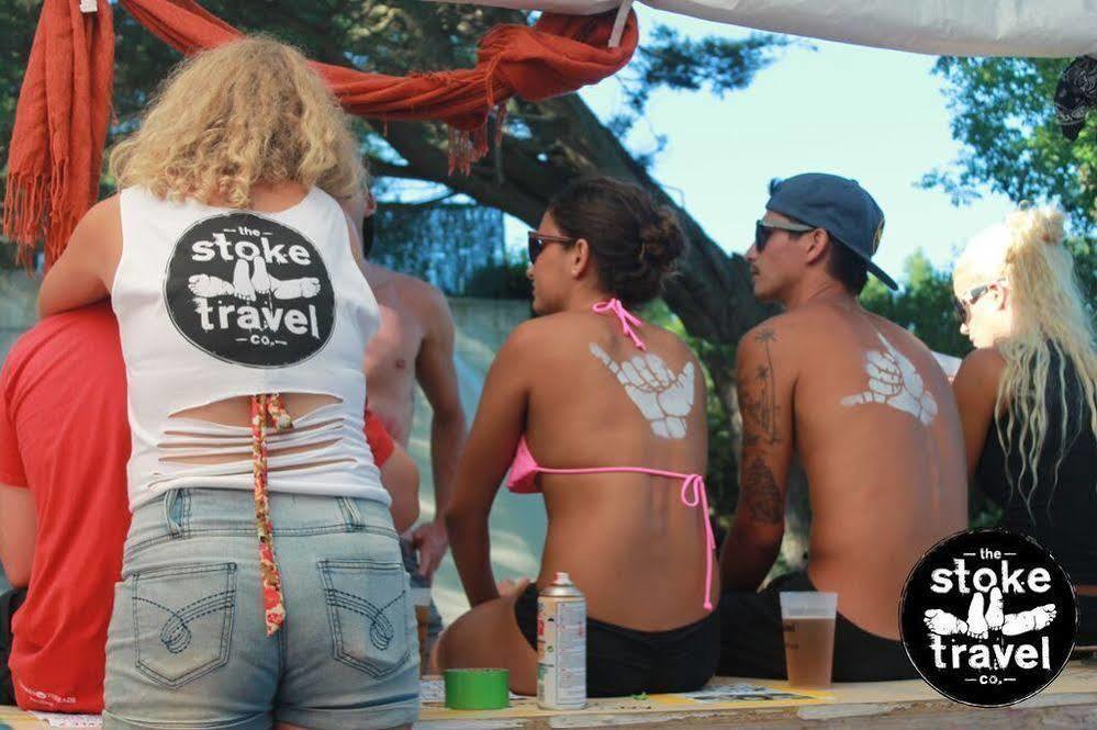 Pamplona Camping Aizoain Bagian luar foto