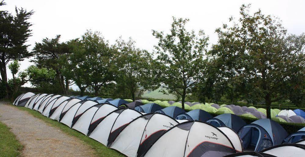 Pamplona Camping Aizoain Bagian luar foto